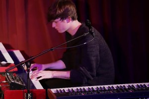 James-Blake-Retrograde-live